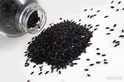 脱发|现在头发是不是越来越少了,教你一些养护的方法