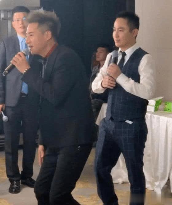 90后|他曾是90后最爱的歌手,现却沦落为十八线网红,其中都经历了啥?