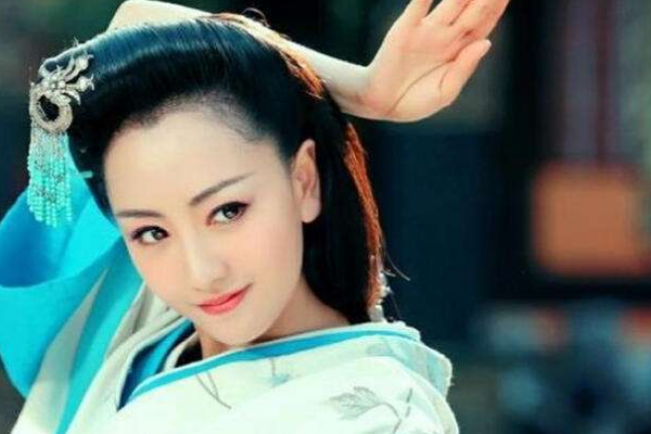 「迪丽热巴」杨蓉彻底过气？于正新剧白鹿为女一号，杨蓉连个女二都混不上？