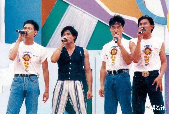 刘德华@当年刘德华严重口误下跪道歉,这种情况放在当下,估计谁也救不了他