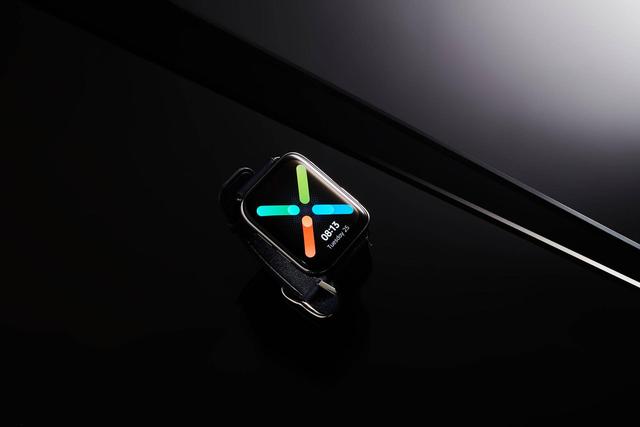 智能手表@为什么高端白领都喜欢戴名表而不是智能手表呢？答案在这里