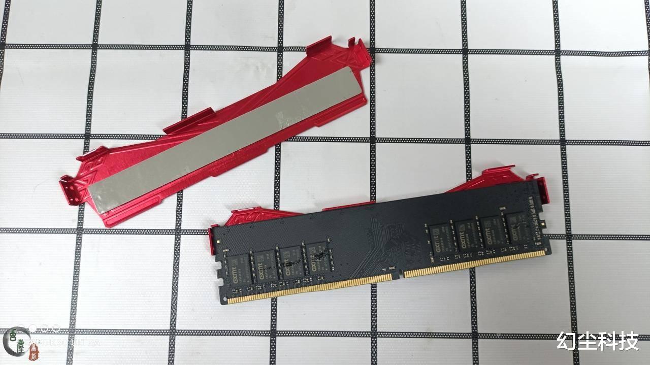 光威|国产内存与洋内存抢占市场，光威普条首次降价，并推出国产马甲条