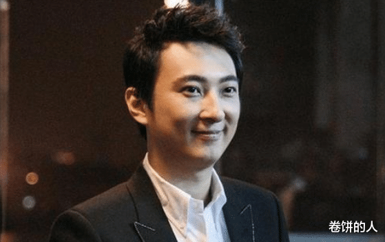 汤珈铖|父亲给他留133套房，每套价值上亿，37岁的他却孤身一人