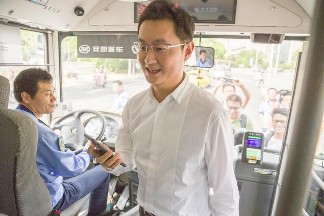 黄峥|40项并购！腾讯在美国舞动资本大棒，这或许是被狙的真正原因