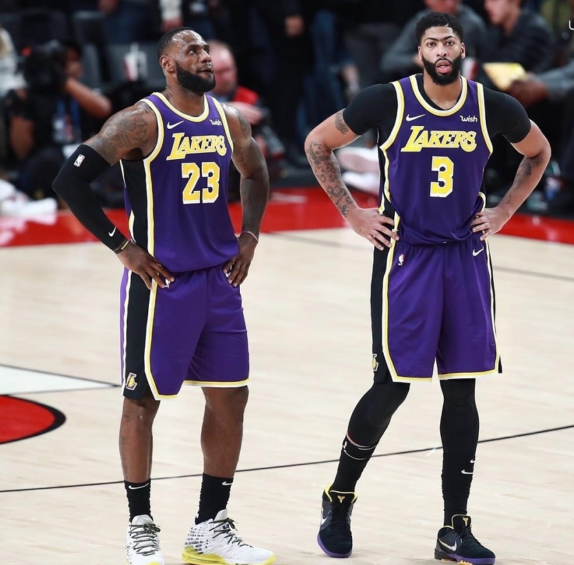 湖人队|快船4主将离队!莱昂纳德总冠军悬了,詹姆斯的湖人也有问题?