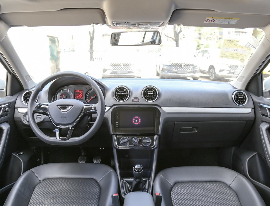 大众捷达|捷达VA3：我都6.28万了，配EA211发动机，为啥销量还很差