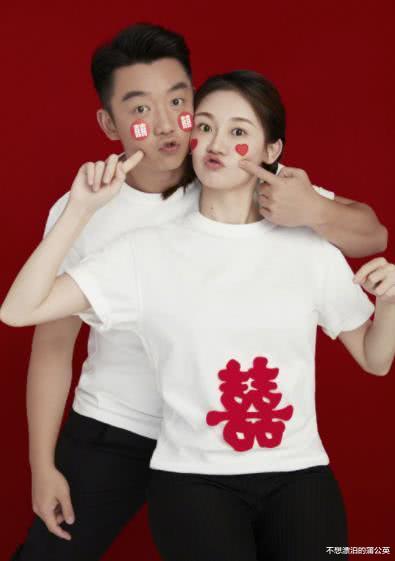 郑恺@郑恺娶了苗苗还能“玩得开”？跑男座位安排曝光，导演果然懂老粉