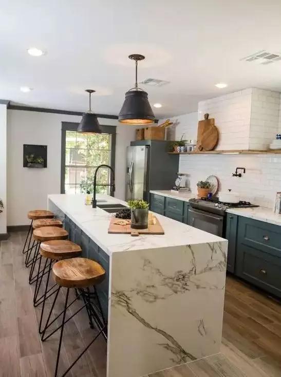 『』大理石橱柜台面已退出市场！这样装，一屋几百元省钱又好清洁