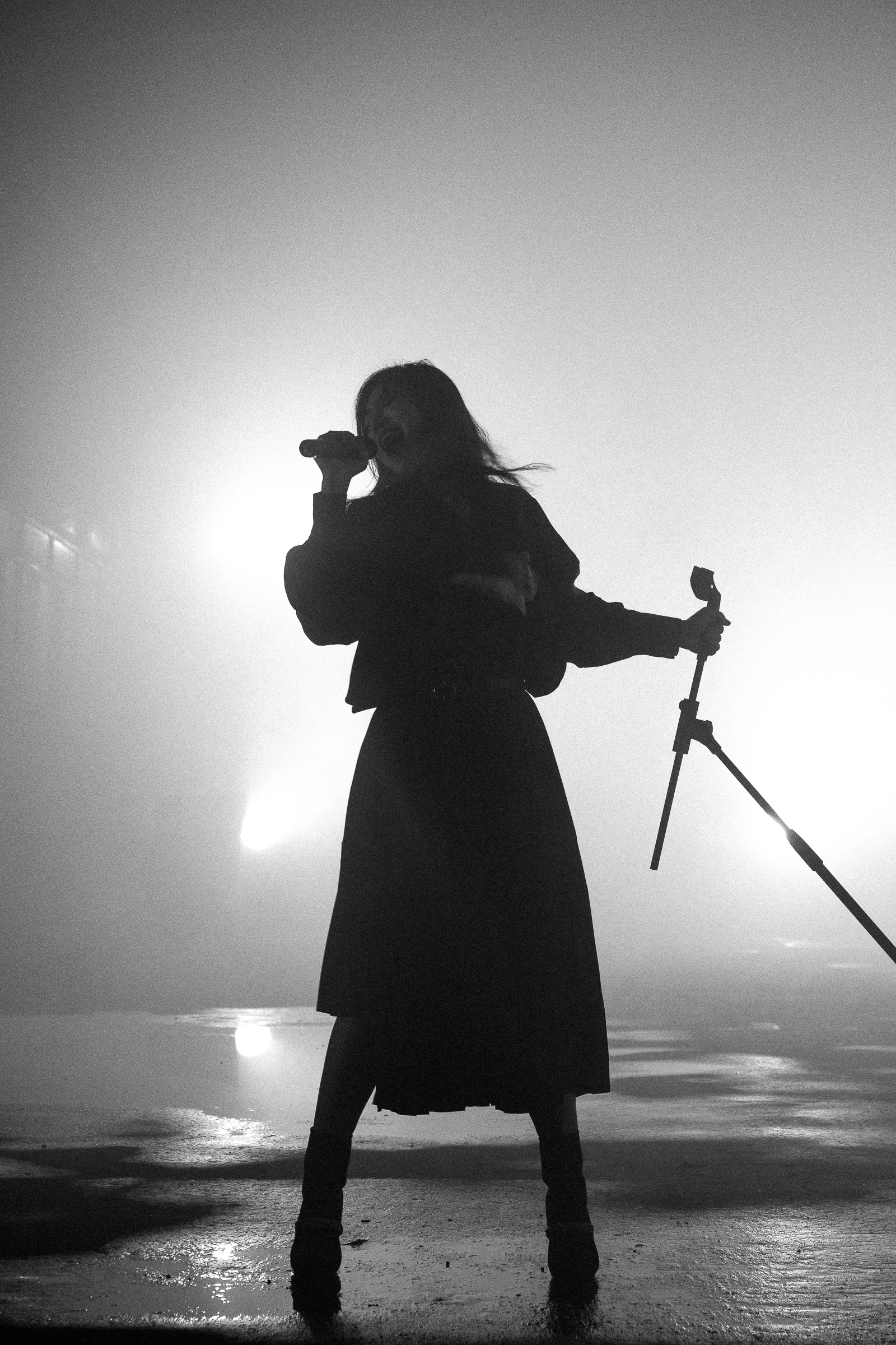 刘郡格@刘郡格全新单曲《打磨》即将上线 暗黑系视觉大片曝光