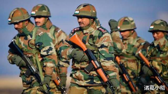 #印度#担心重蹈62年覆辙，印度3个机步师抵达边境，国防部召开会议