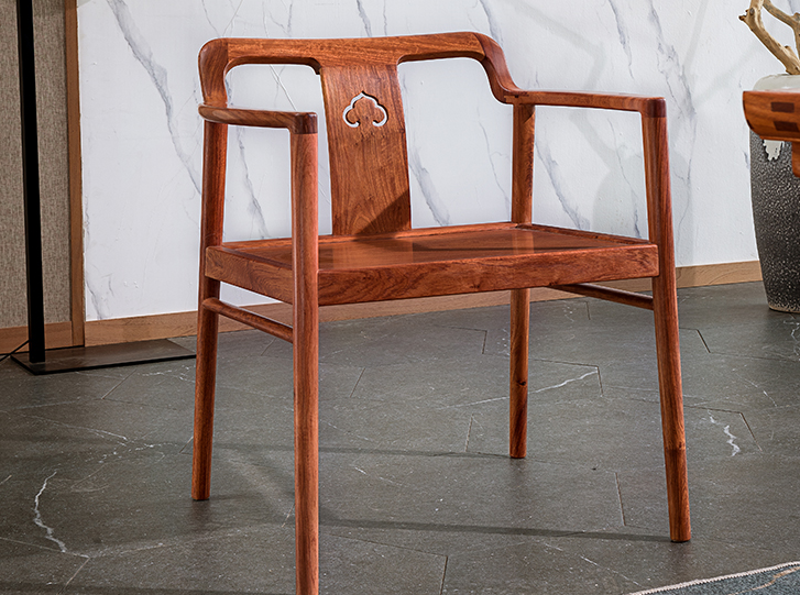 『』花了几十万购买红木家具,却不注意这些细节,几十万打水漂!