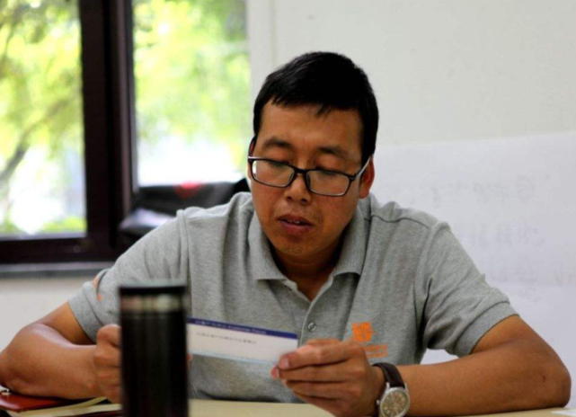 『』为何现在的农村仍然留不住年轻教师？农村校长的回答让人心酸