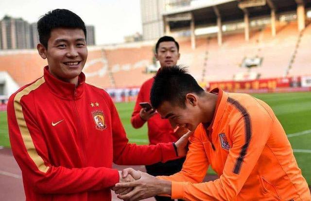 「广州恒大」无缘一线队集训，恒大预备队再添1名弃将，6人还未找到下家