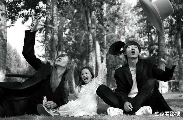 彭坦|中国乐队主唱的颜值天花板，娶名模12年零绯闻，42岁仍是少年