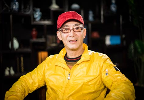 六小龄童|六小龄童女儿29岁还没嫁人，看到真实颜值后，网友：这谁敢娶？