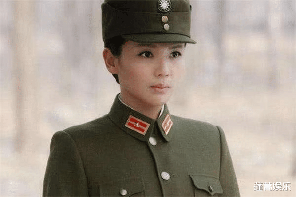 刘涛|当过兵的4位女明星，前三位令人尊敬，最后一位漂亮却喜欢不起来