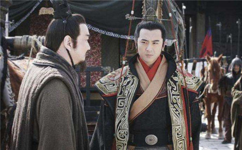 刘裕|权臣:我老了,想退休!众人举手称赞,一谋士听后大惊:他想谋反