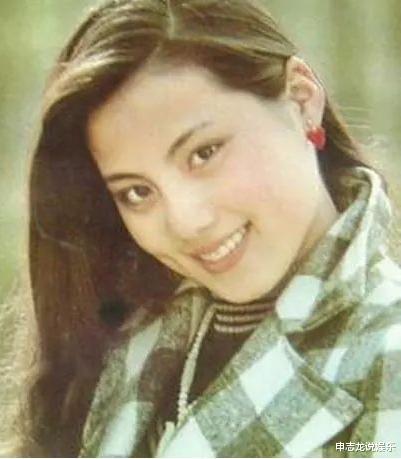 罗烈：25年前乐韵坠楼身亡，你以为是情变惹祸，其实背后暗藏“阴谋”