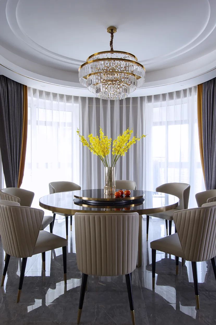 【】280㎡江景大户型，装成现代轻奢风，住如此大宅，人生无憾了！