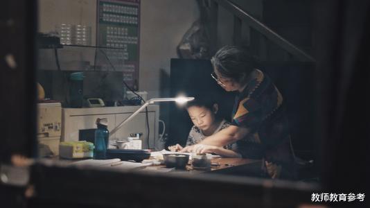 「数学」一道一年级数学题,家长想了两个小时,硬是不知道孩子错在哪