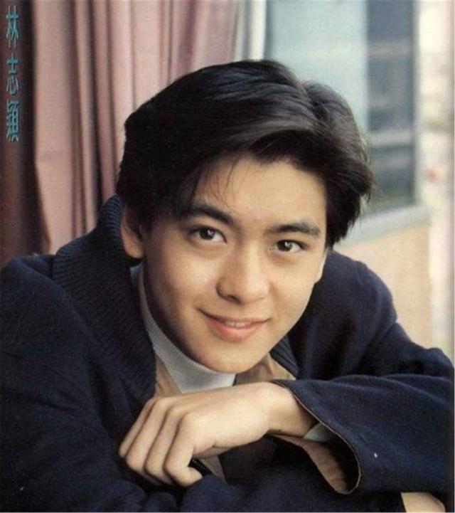 明星|明星炫富翻车实录：晒与豪车合影全是假的，一夜之间掉粉600万