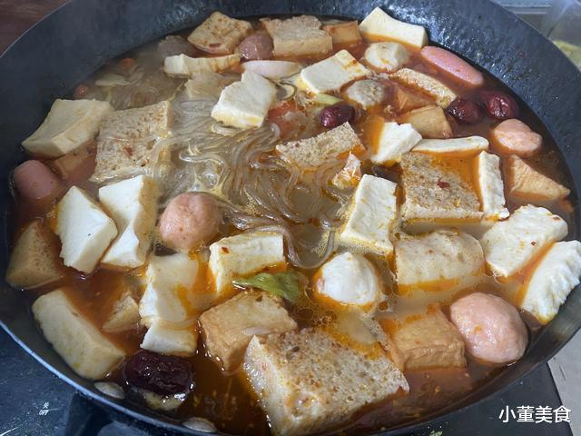 『自助餐』吃自助餐时,聪明人从不拿这5种食物,服务员:不是吃货就是行家