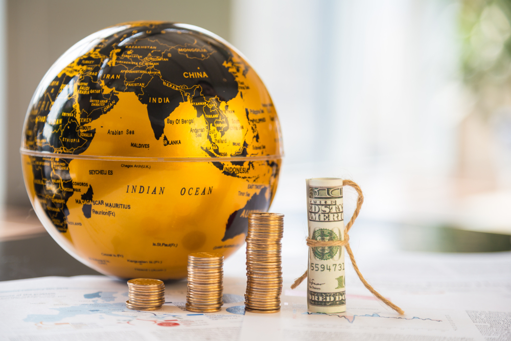 黄金价格|见证历史！金价突破2000美元，大妈们在“心动”，黄金又火了？