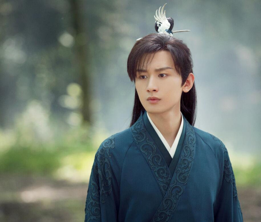 杨紫|《琉璃》开播，杨紫带头要剧透竟被拒，演员间的“交易”戳中笑点