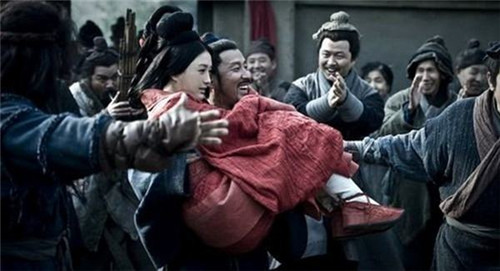 曹操|吕后真实死因被揭开，学者：死因太尴尬，难怪史学家不敢正面描述