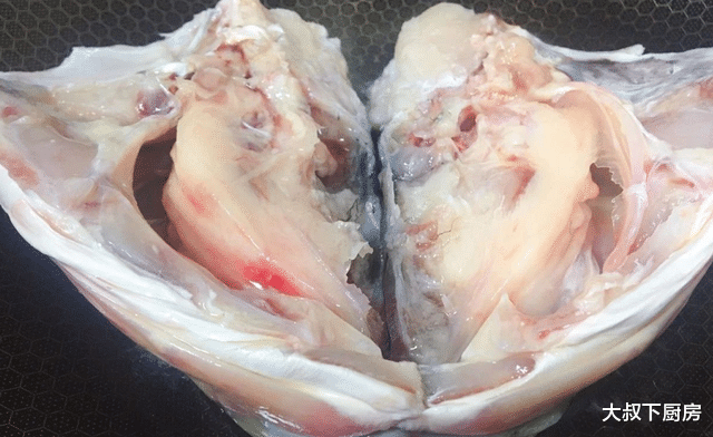 「鱼头」鱼头怎么做？大叔教你酱烧鱼头，酱香浓郁，鲜香味美，超好吃！