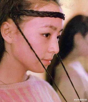 宋丹丹|谁年轻时不是美女？宋丹丹郑佩佩不算啥，“裘千尺”颜值太惊艳