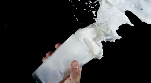 i黑马|国产牛奶江湖往事：谁成了最后的出局者？