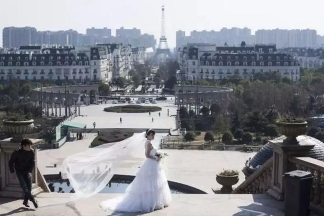 欧洲▲当年，整个欧洲狂热模仿中国建筑；如今，中国却山寨了整个世界