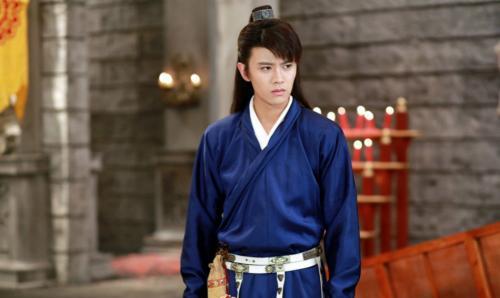 #任嘉伦#任嘉伦首部男主剧！化身断案奇才合作焦俊艳，三年后让粉丝心疼！