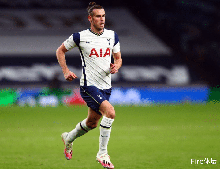 欧联杯|热刺3-1令球迷心疼贝尔！在离开齐达内后，他遇到一群不传球队友
