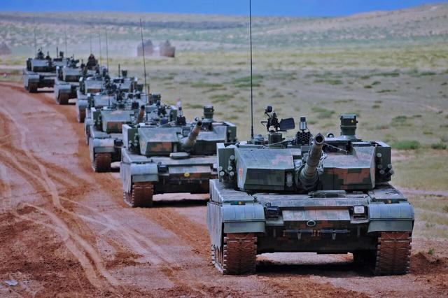 印度@印度叫嚣：中国解放军只是纸老虎不堪一击，俄专家：你顶得住？