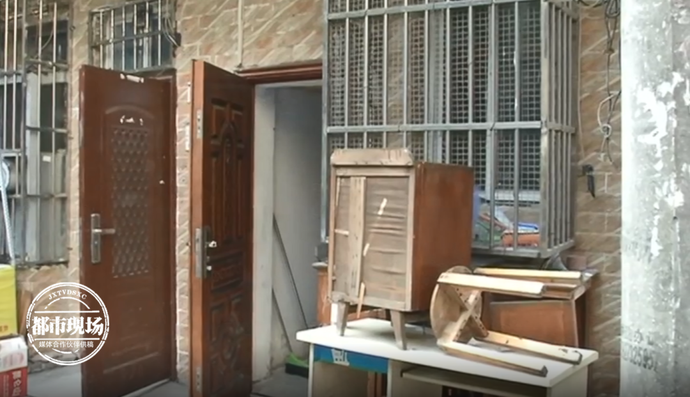 |奇了！女子买12万元家具一直没提货，10年后才想起…