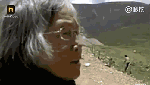 骑行|84岁老太太骑行5000km进藏，5130米雪山，她嫌太矮了