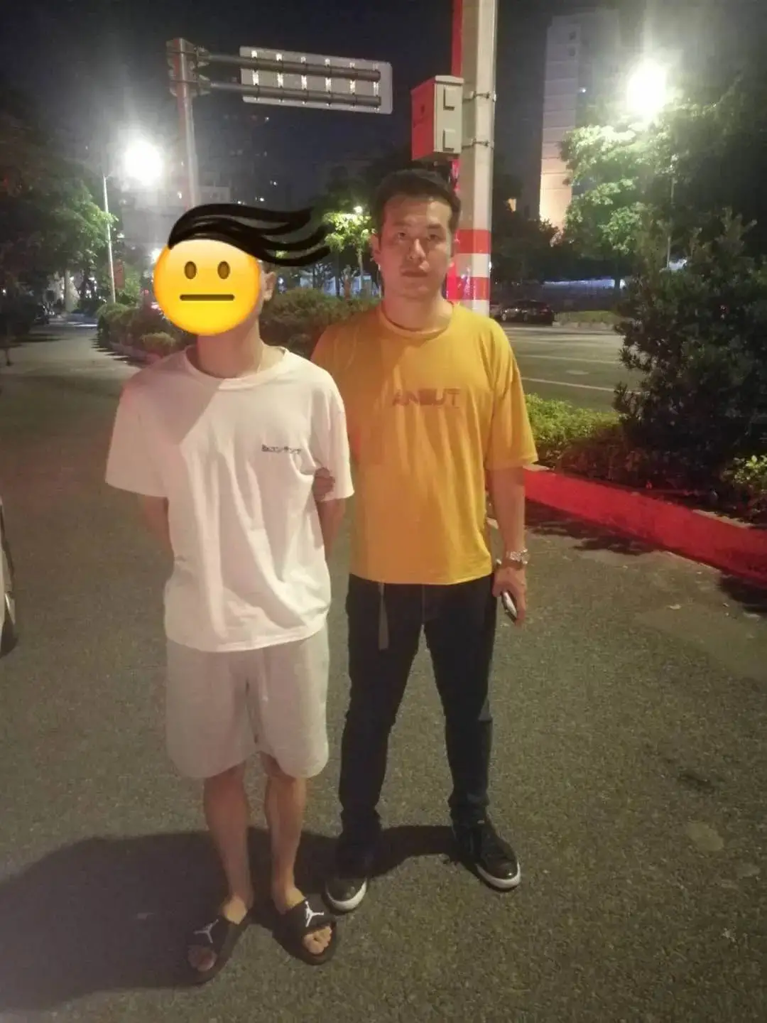 学霸|警方打掉一非法团伙：是8名在校大学生