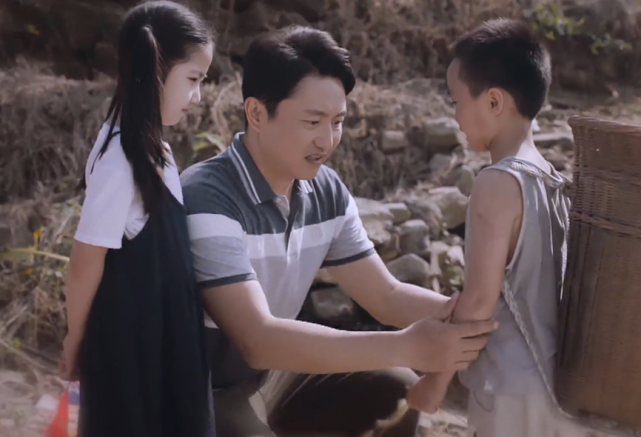 以家人之名|以家人之名：看到贺梅当年给李爸写的信，才知抛下子秋，另有隐情！