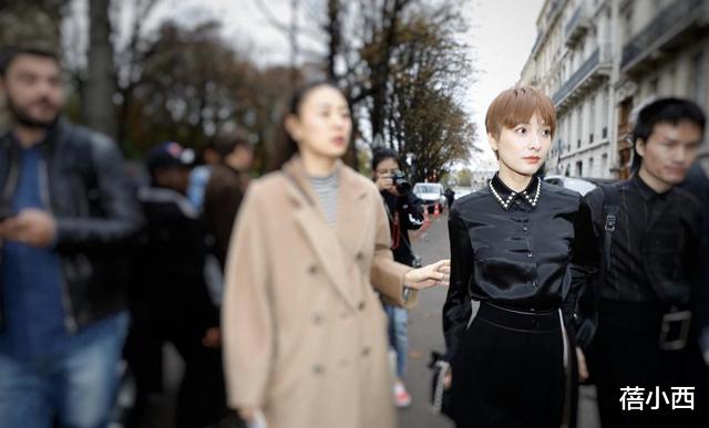 [阔腿裤]吴昕在国外也太会穿了吧！黑色衬衫配阔腿裤，只因剪了短发美翻了