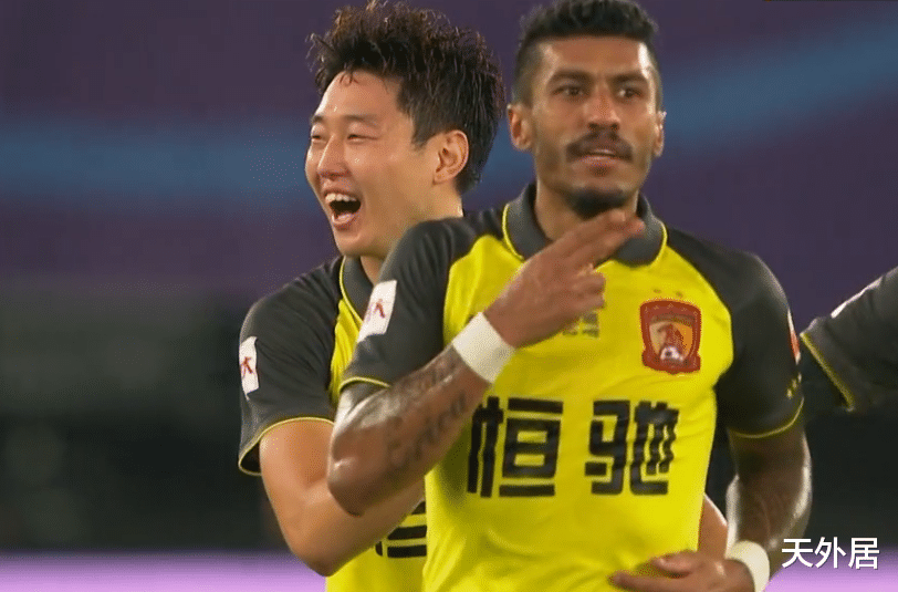 保利尼奥|中超历史第一外援！4年71球，中场登顶射手榜，巴萨送回他亏了