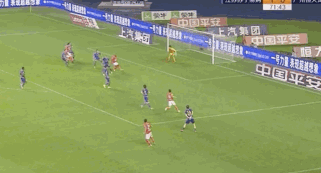 江苏苏宁|锁定前三名！苏宁2-1复仇恒大，何超破门，特谢拉和埃德尔建功