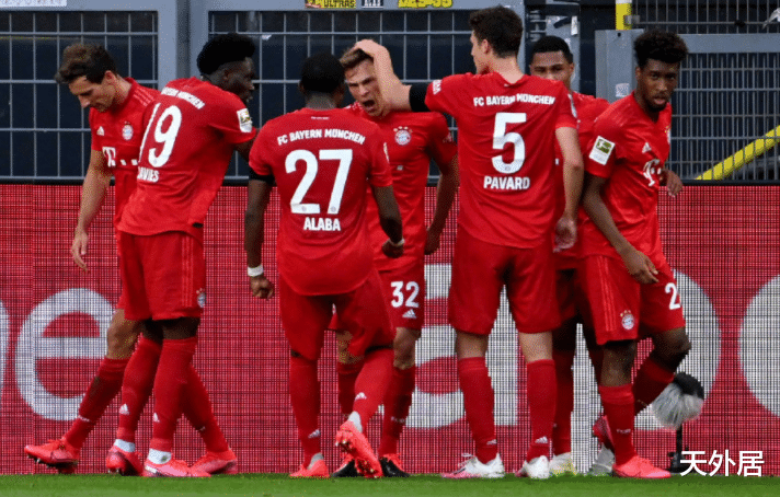 「德甲」凌晨2点，德甲争冠提前失去悬念！领先7分，8连冠队已呼之欲出