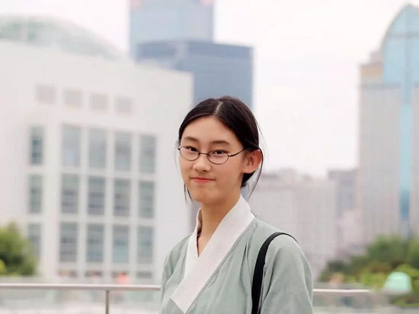 『武亦姝』清华才女武亦姝寒假作业曝光，看清内容，网友：原谅我学识浅薄！