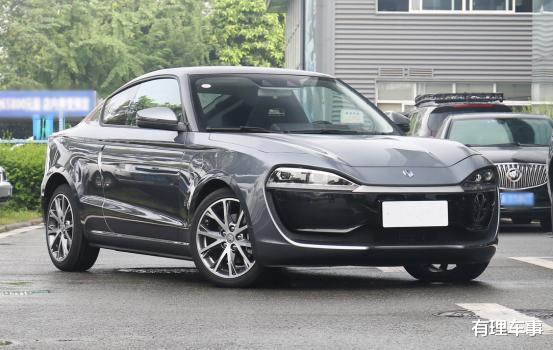 轿跑|几款高颜掀背轿跑，尺寸有大有小，撩妹家用都可，价格都不贵