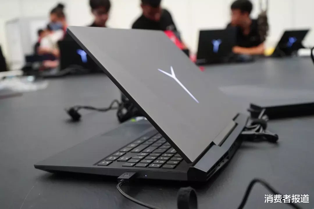 『联想』消费者投诉联想电脑“高配低价”清库存割韭菜,联想独家回应:配置不同,价格有别