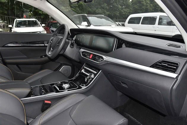 #SUV#6万多就有163马力，标配独悬+LED大灯，这款SUV真的不敢买？