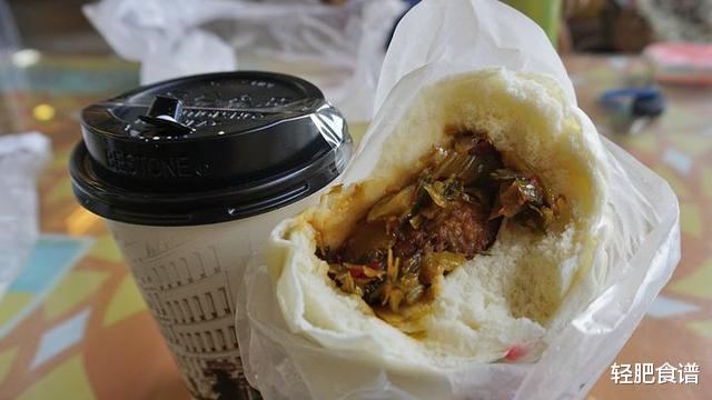 聚丙烯|吃早点时，老板在碗上套个“塑料袋”，热汤直接装，不怕有毒吗？