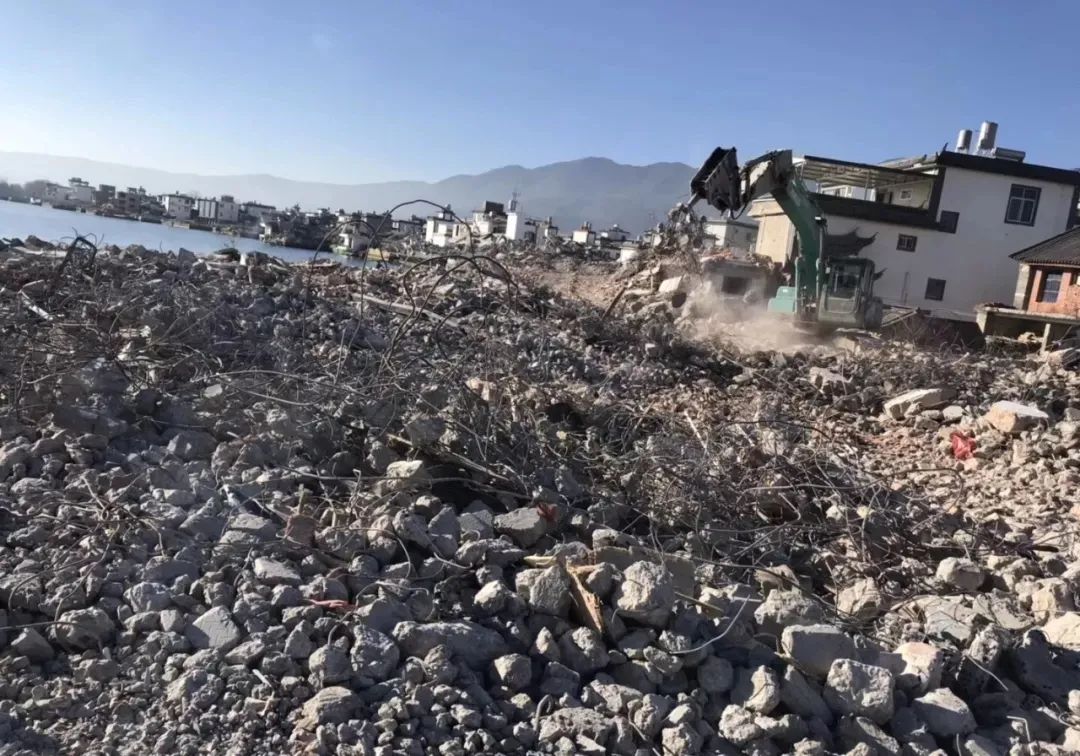 洱海|1年前，拆了1806家客栈的洱海，现在怎么样了？